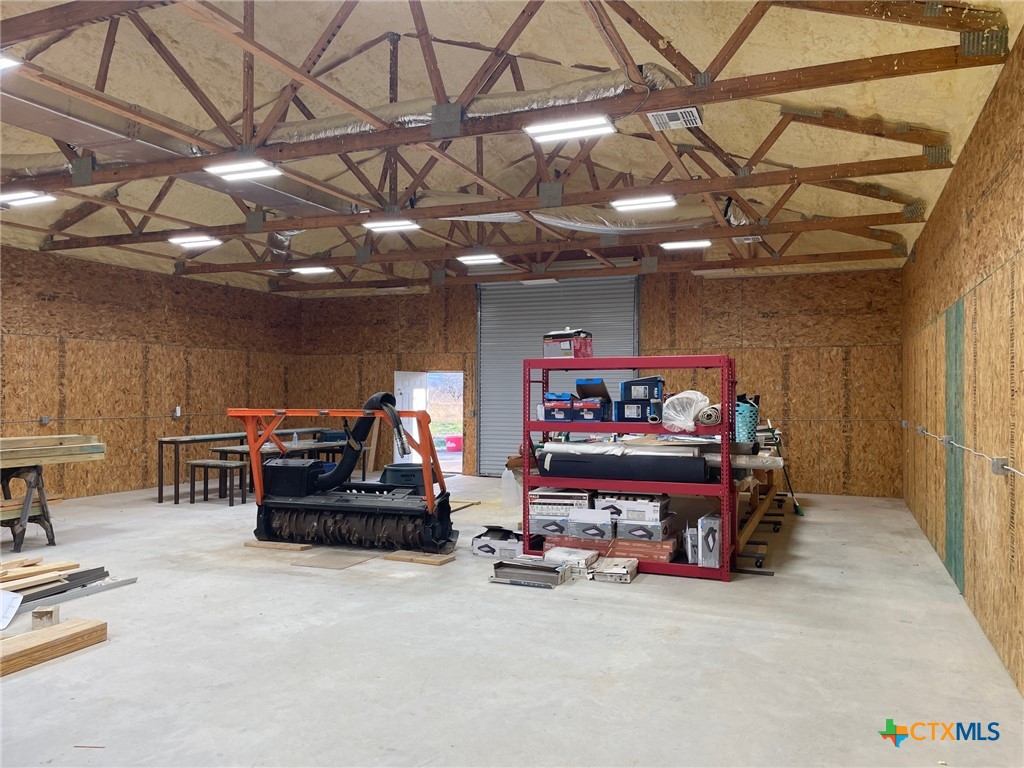 140 Thunderbird Lane