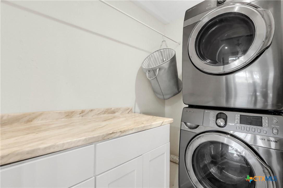 5037 N State Highway 123