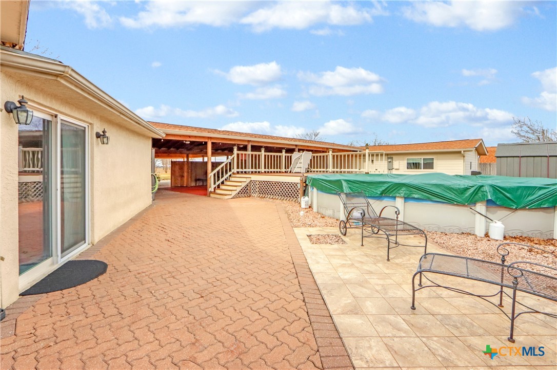 5037 N State Highway 123