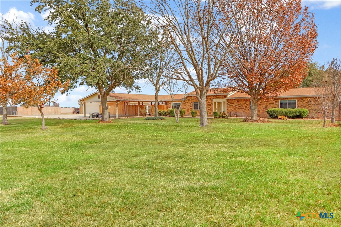 5037 N State Highway 123