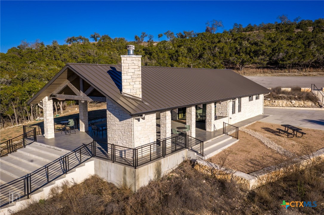 1829 Paradise Parkway