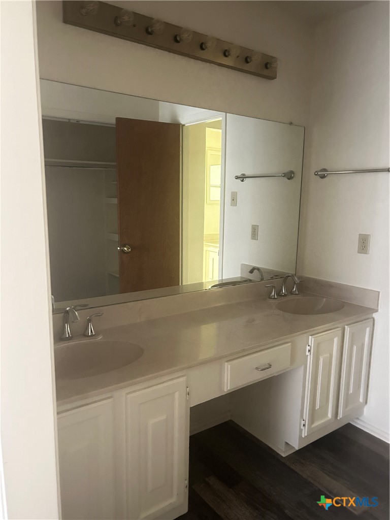 1133 Ashby #8 Street A-4