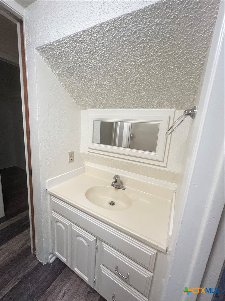 1133 Ashby #8 Street A-4