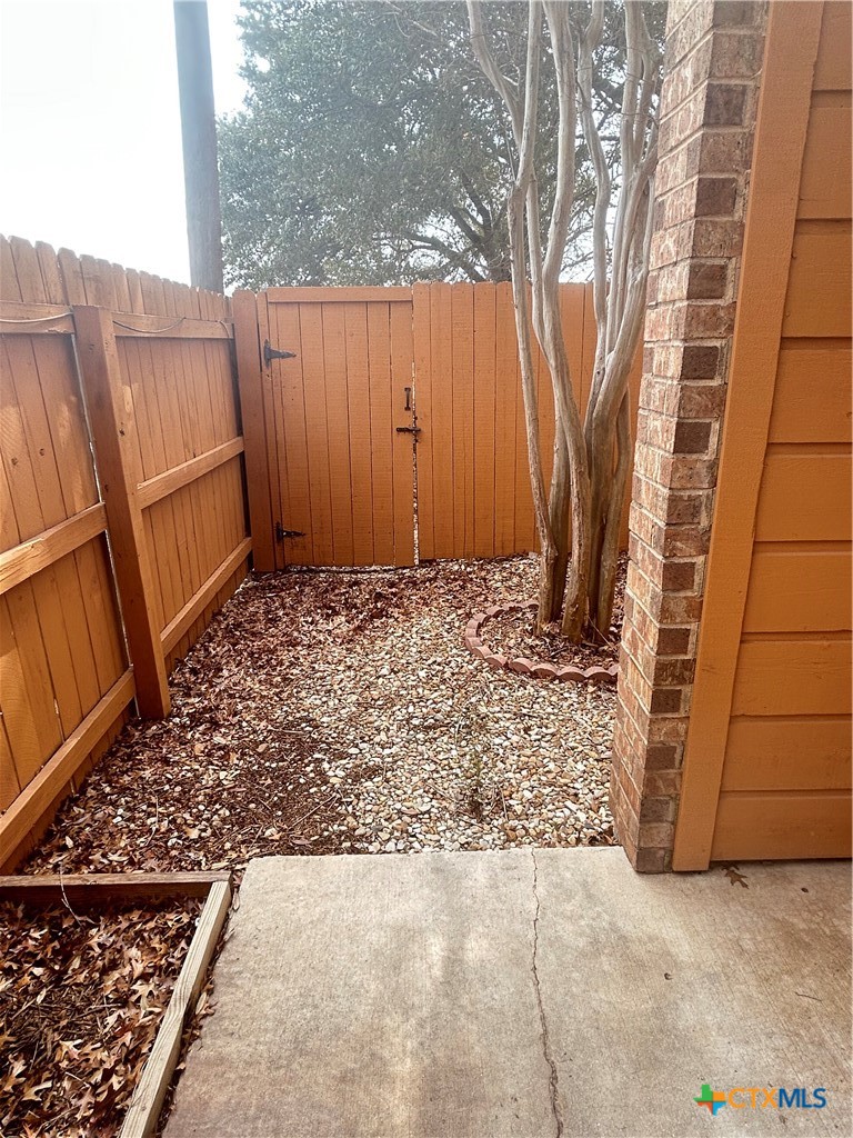 1133 Ashby #8 Street A-4