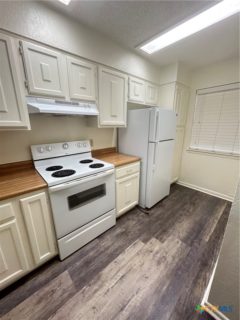 1133 Ashby #8 Street A-4