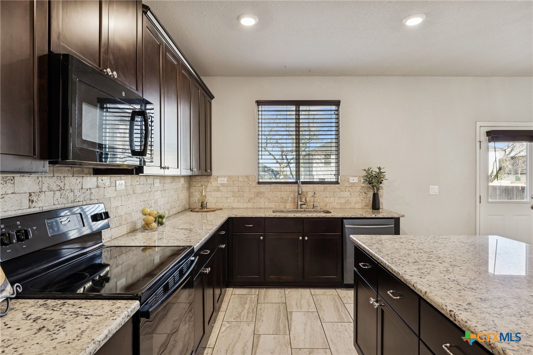 533 Sand Trail Street