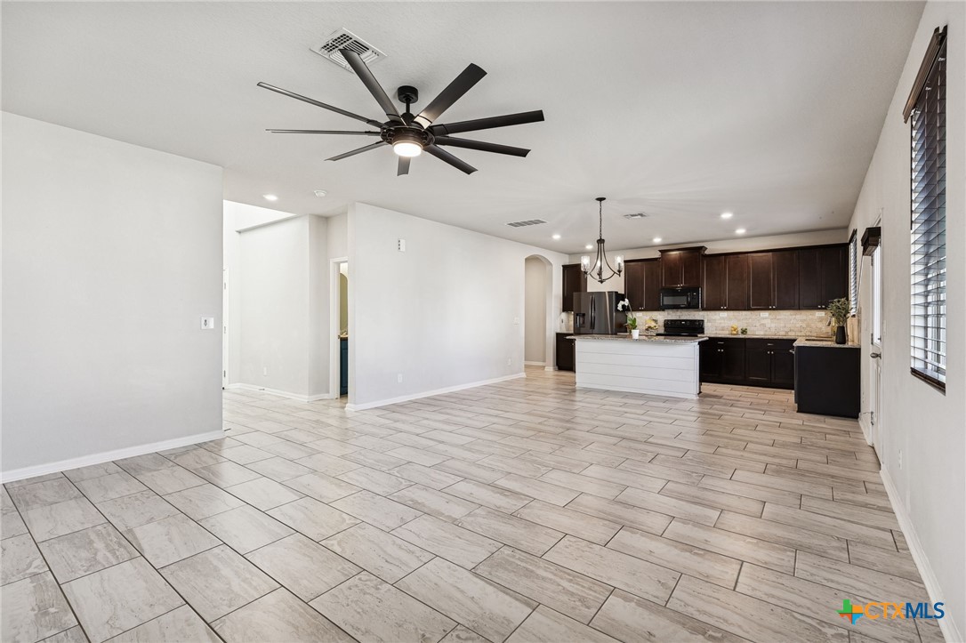 533 Sand Trail Street