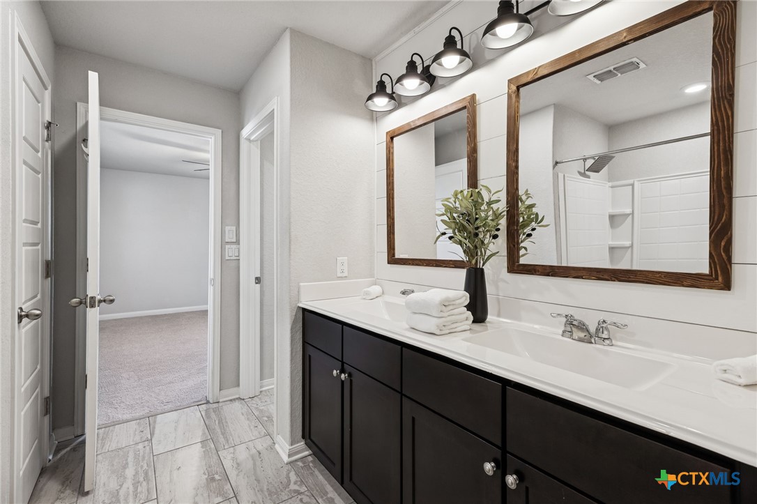 533 Sand Trail Street