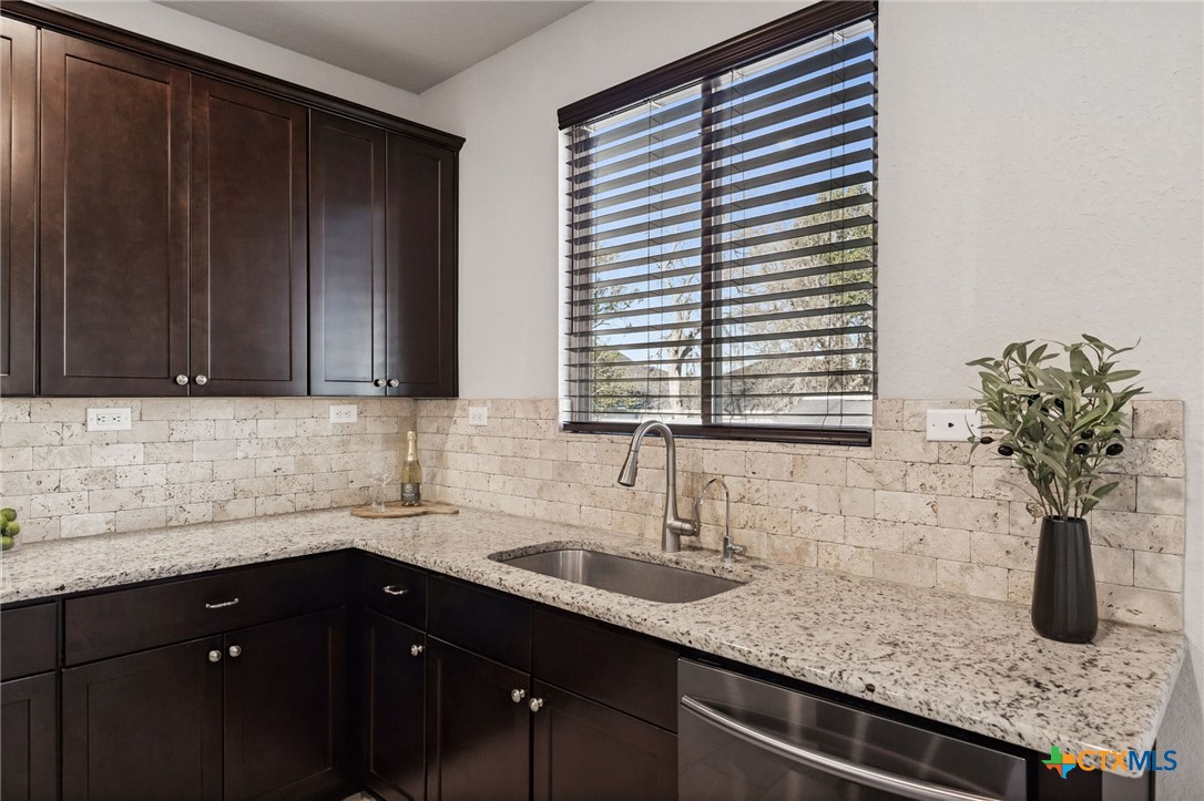 533 Sand Trail Street