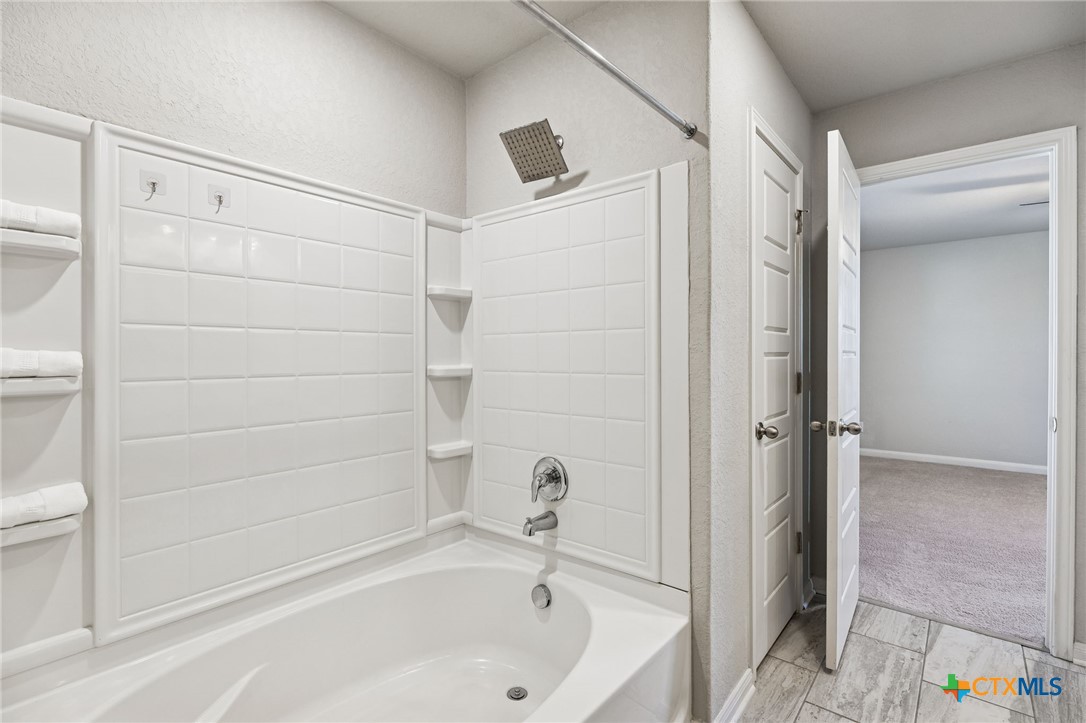 533 Sand Trail Street