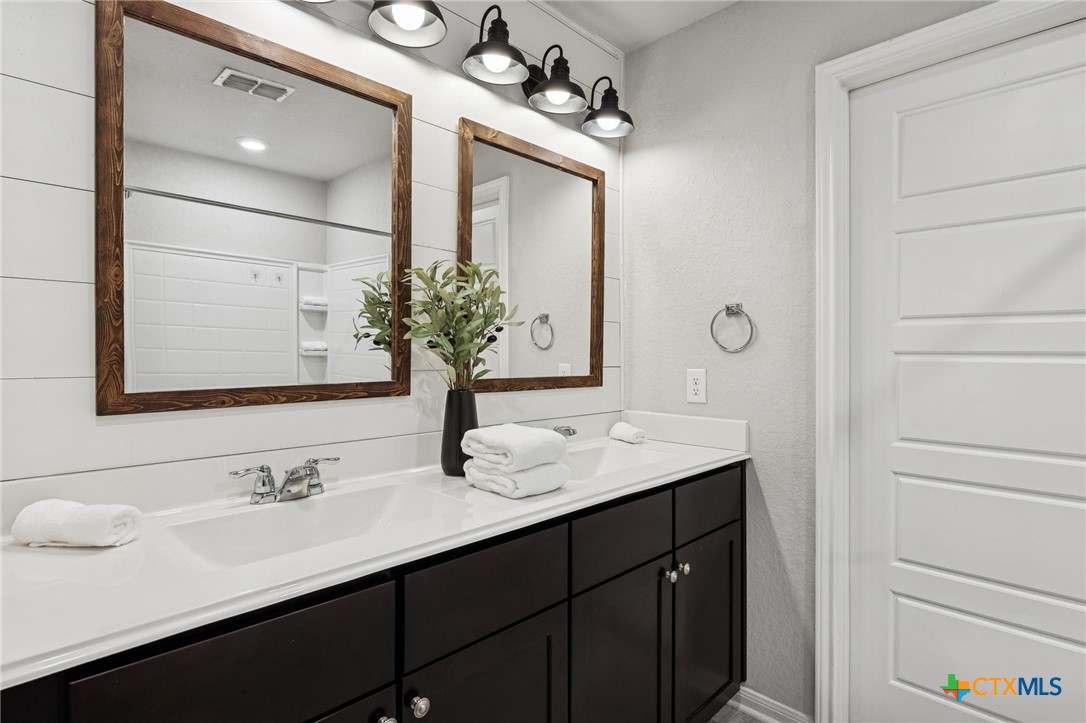 533 Sand Trail Street