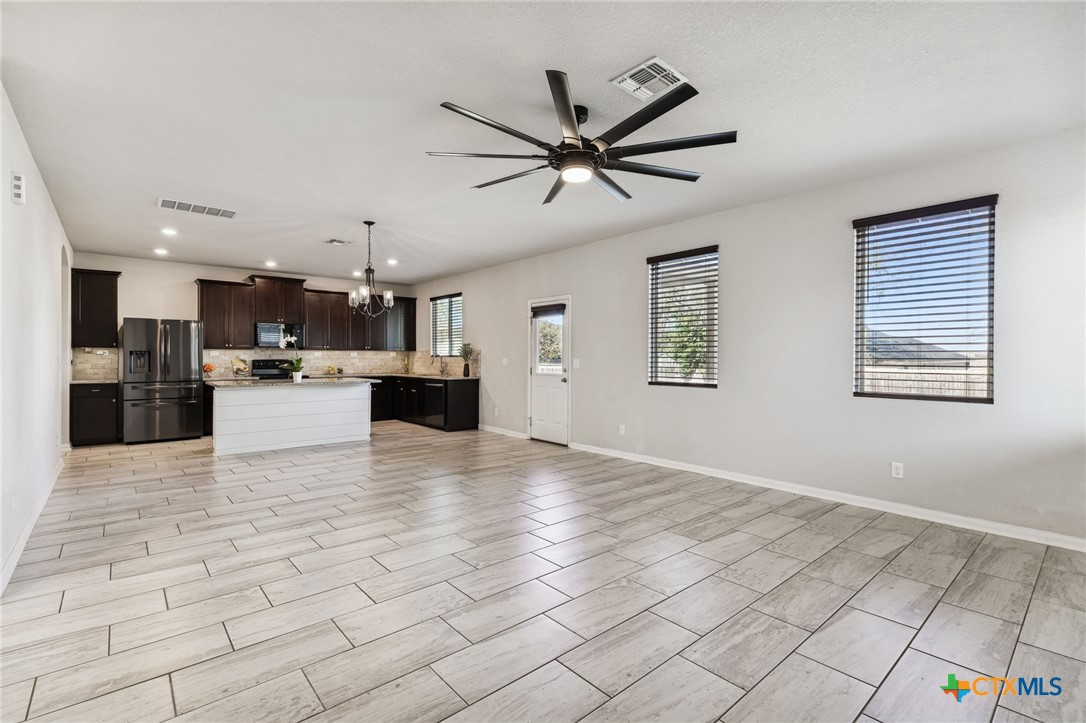 533 Sand Trail Street