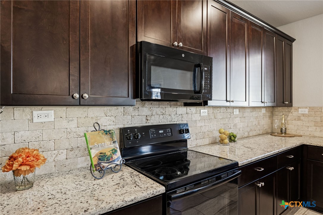 533 Sand Trail Street