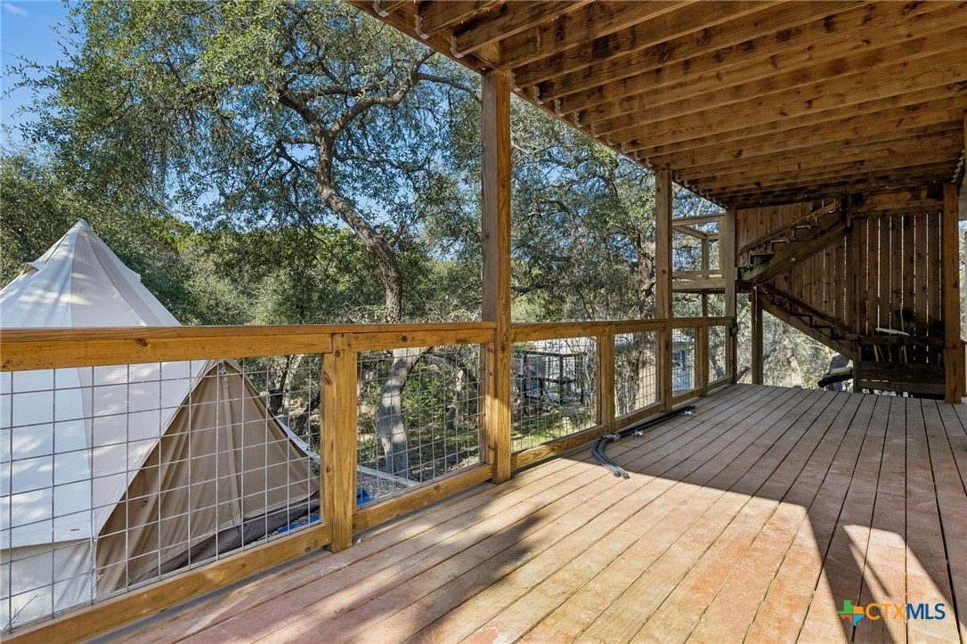 515 Valley Ridge