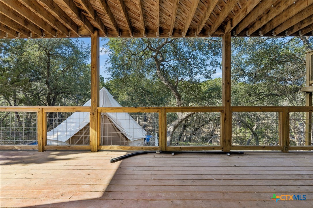 515 Valley Ridge