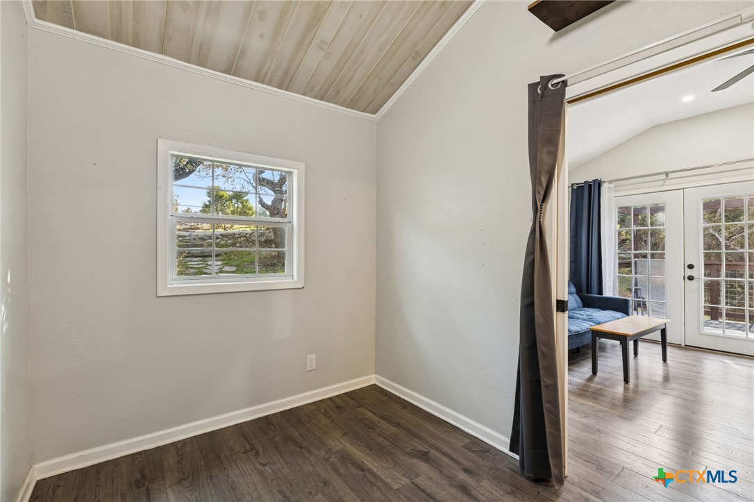 515 Valley Ridge