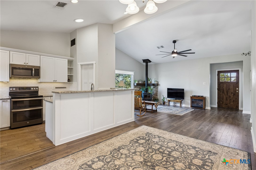 515 Valley Ridge