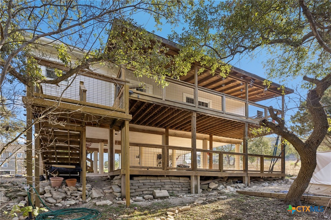 515 Valley Ridge