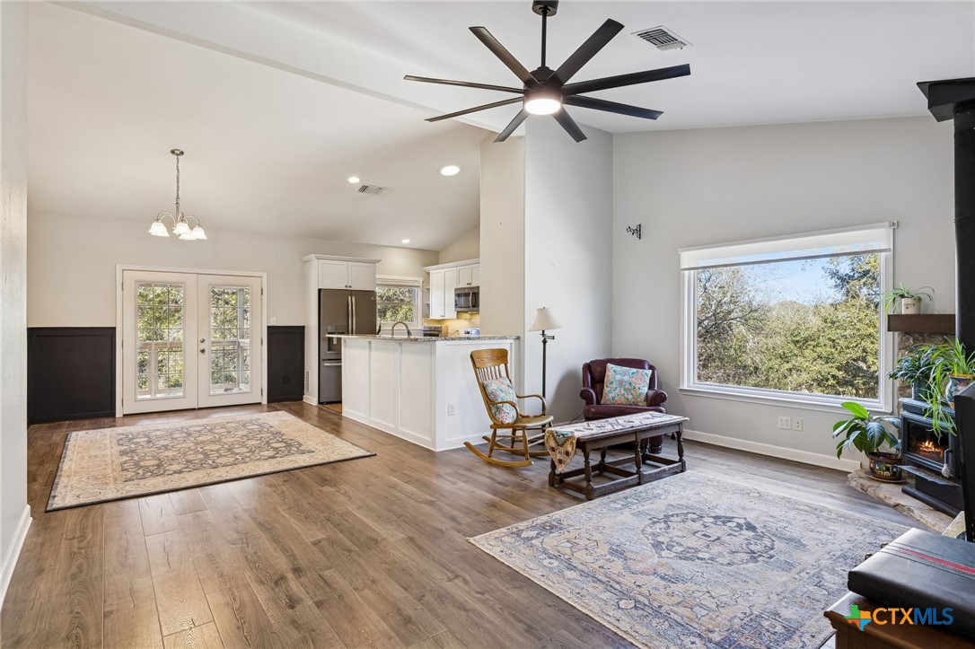 515 Valley Ridge