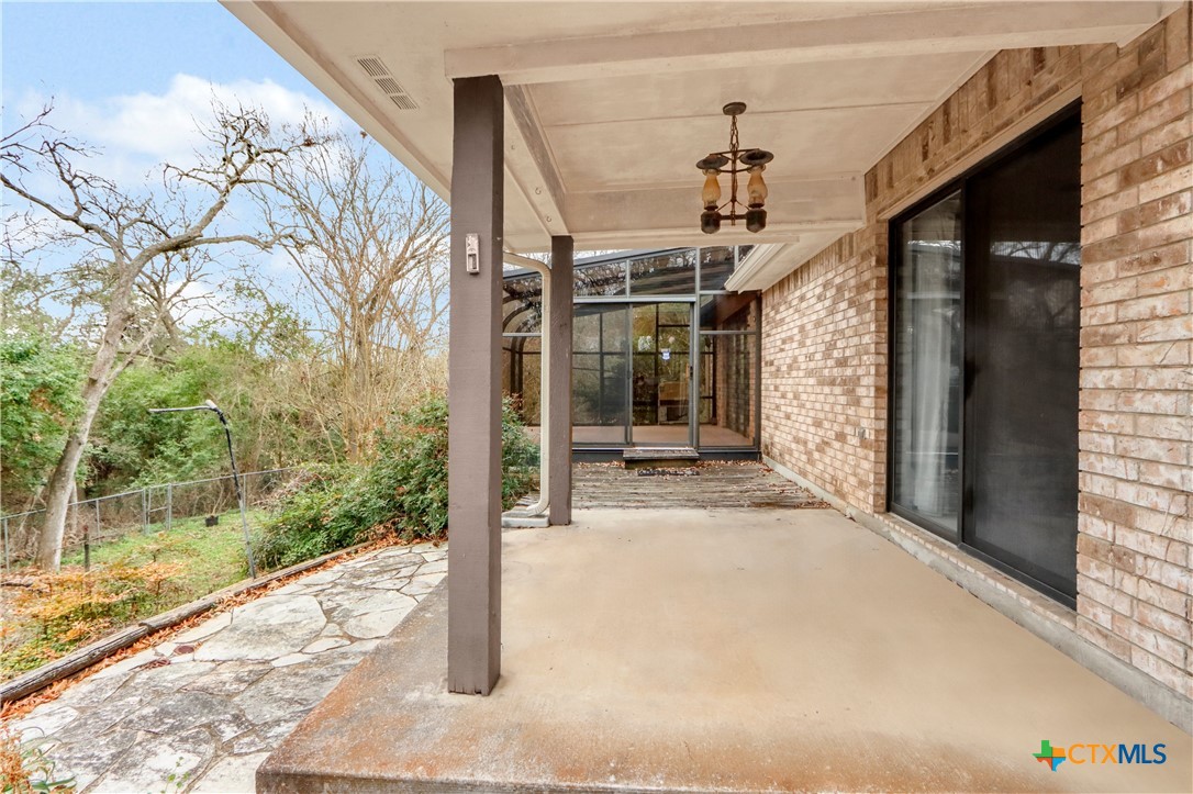 738 Cedar Parkway