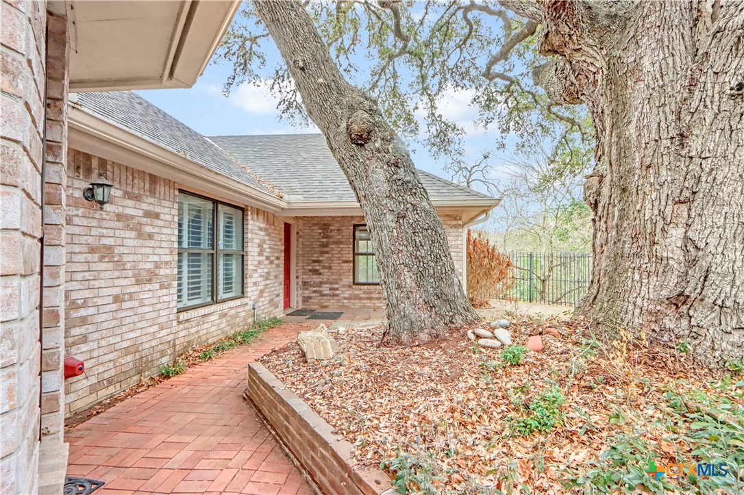 738 Cedar Parkway