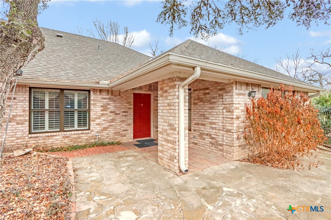 738 Cedar Parkway