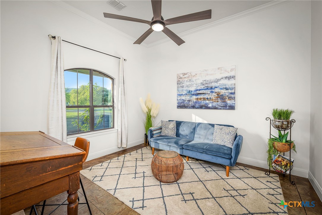 851 River Cliff Drive