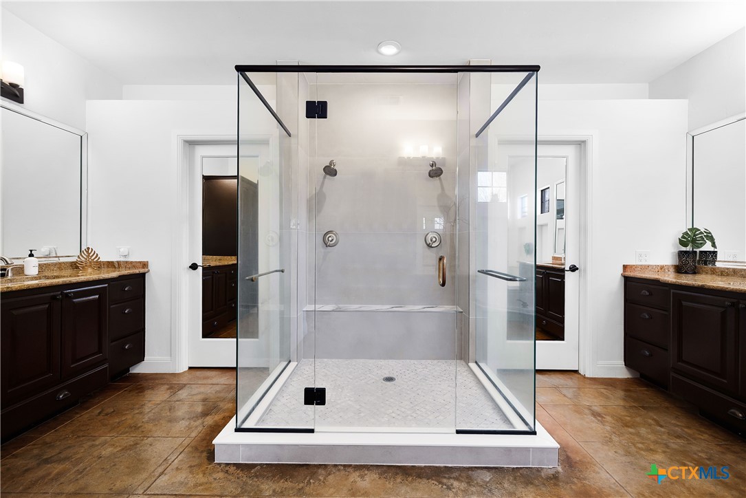 851 River Cliff Drive