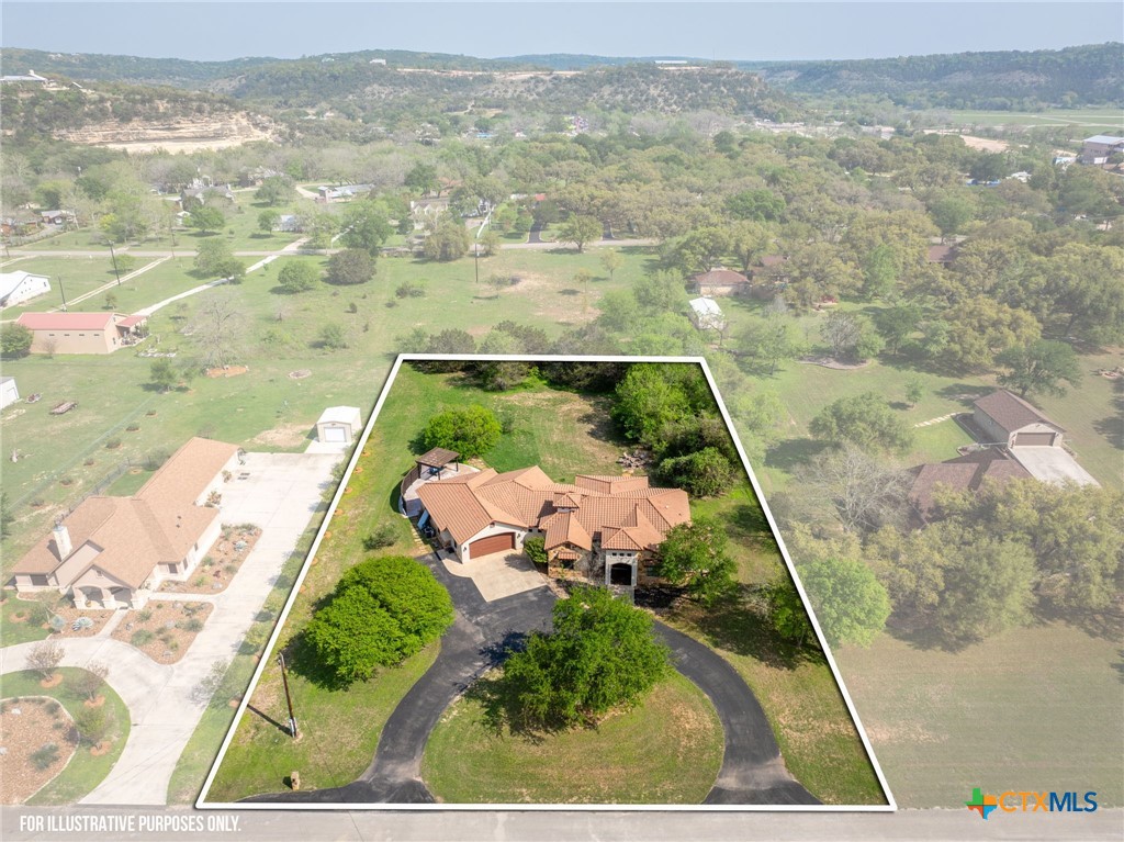 851 River Cliff Drive