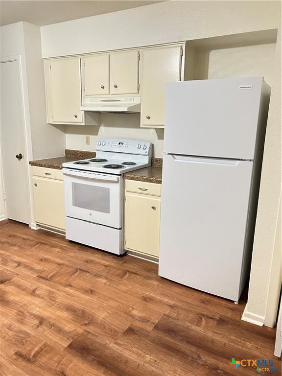 1051 Country Club Unit G #26 Drive 26