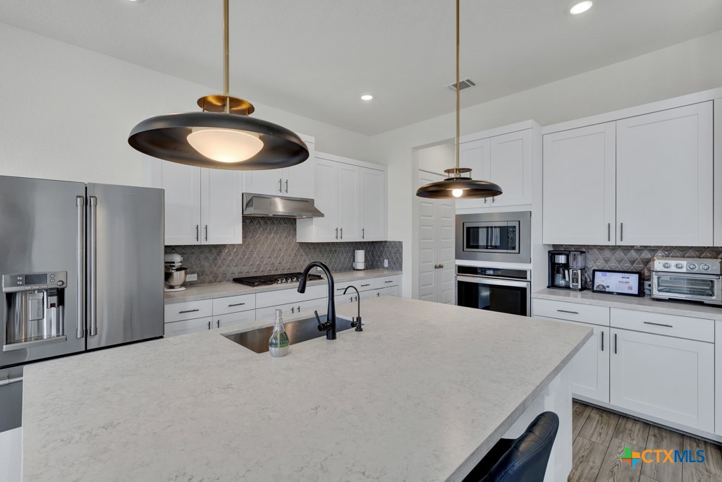 382 Nightshade Trail