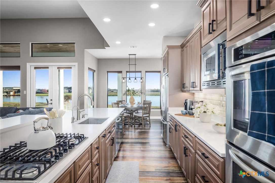 925 River Ranch Circle