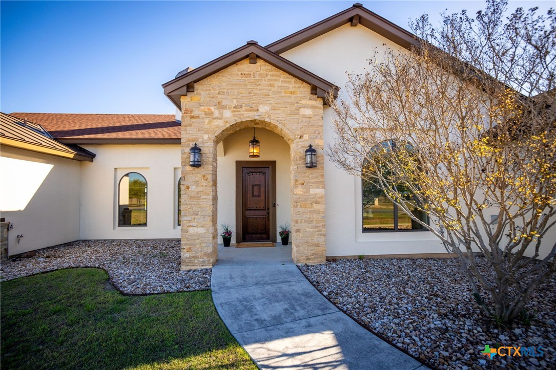 925 River Ranch Circle
