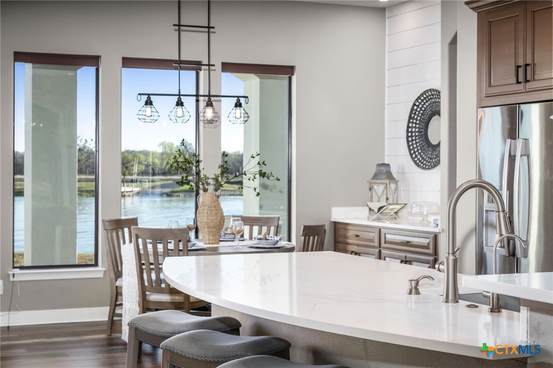 925 River Ranch Circle