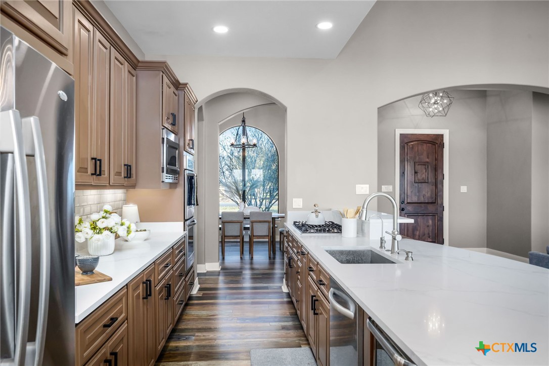 925 River Ranch Circle