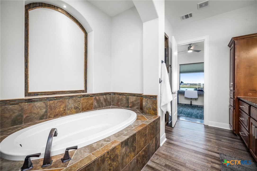 925 River Ranch Circle