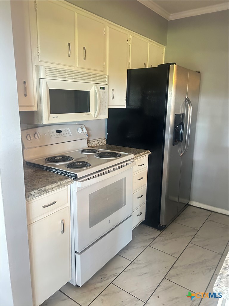 1051 Country Club Drive 28