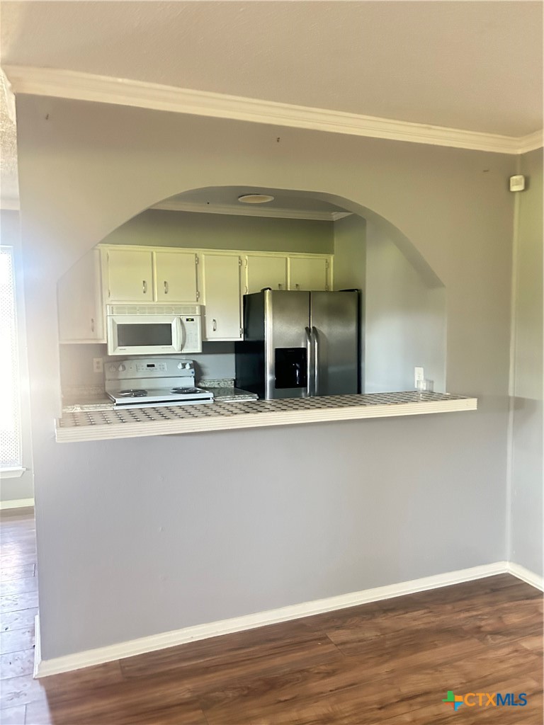 1051 Country Club Drive 28