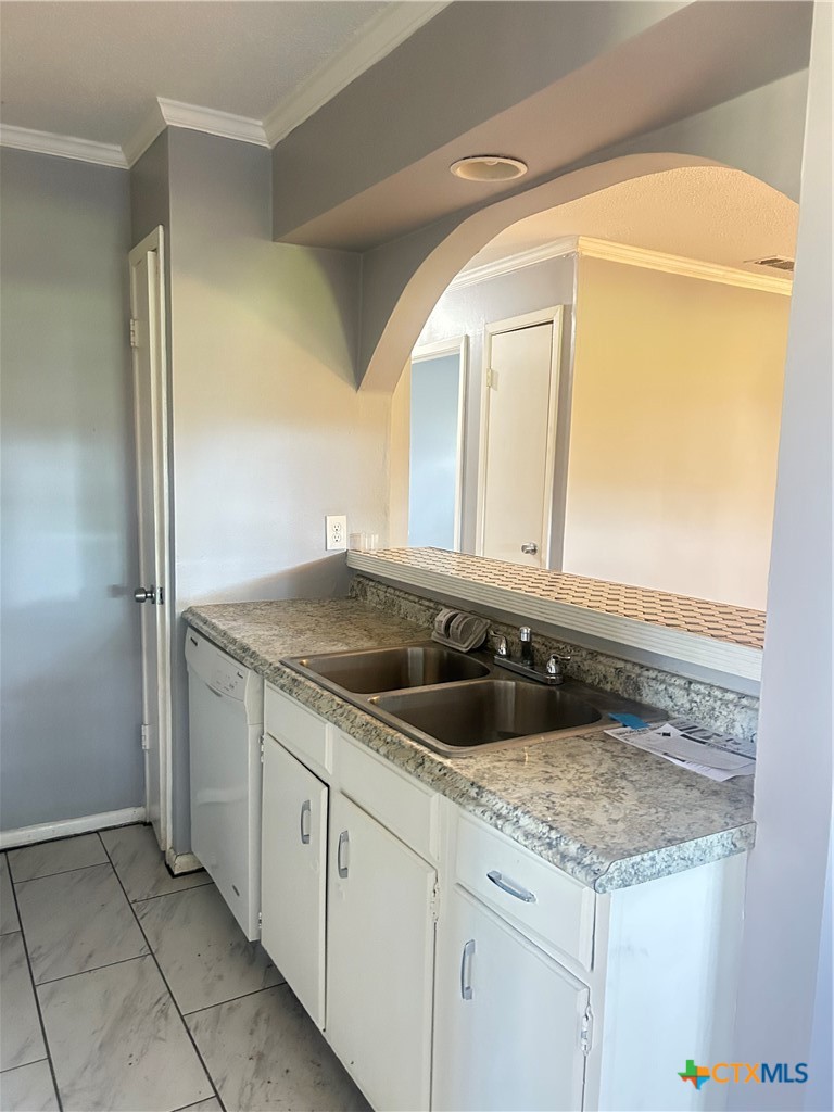 1051 Country Club Drive 28