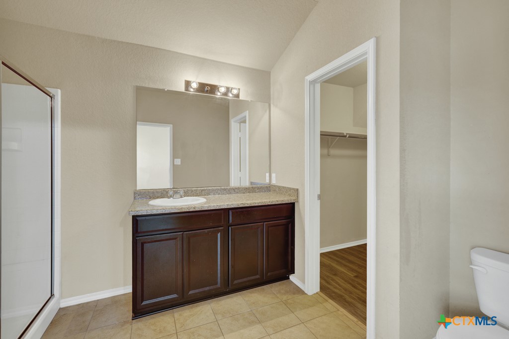 1512 Doncaster Drive