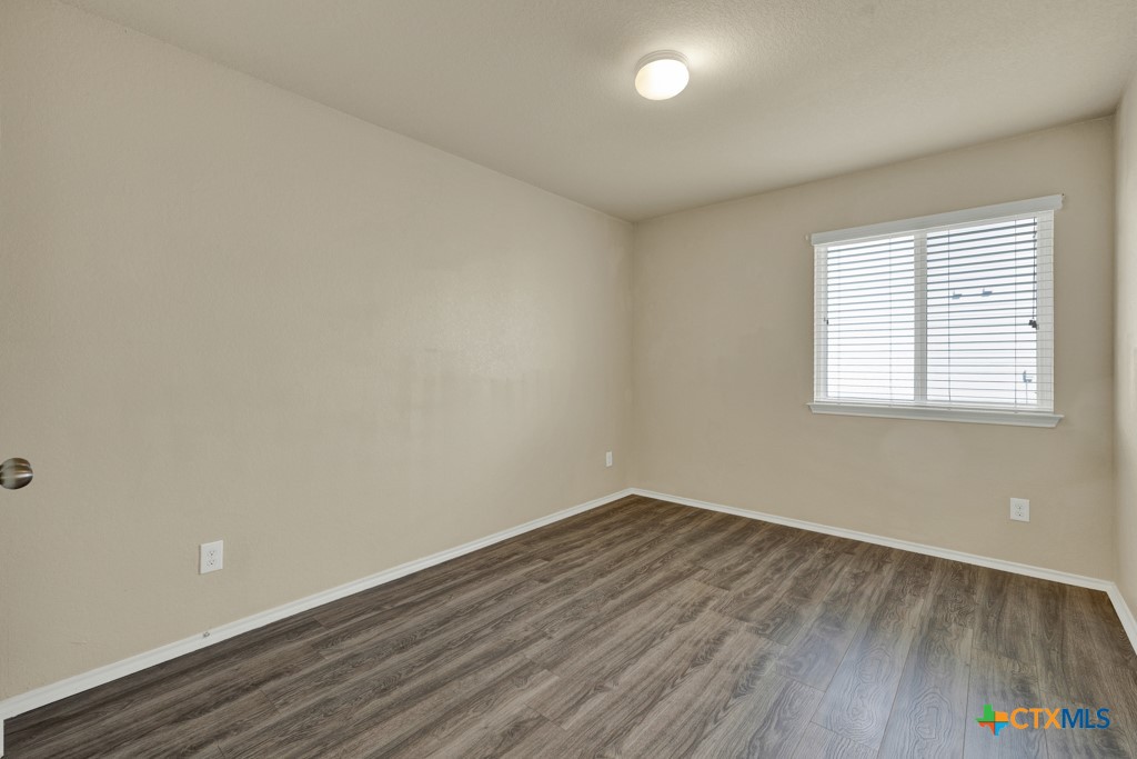 1512 Doncaster Drive