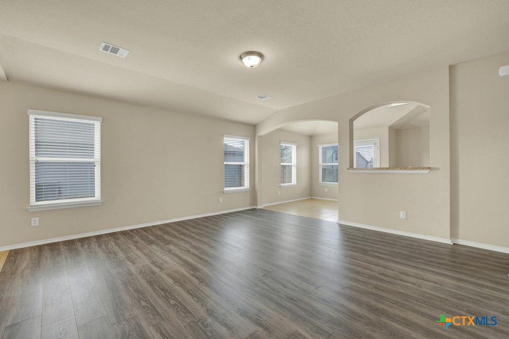 1512 Doncaster Drive