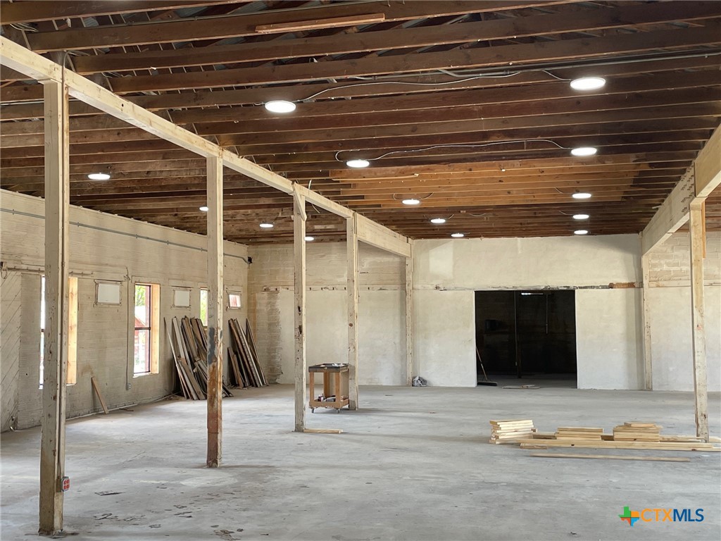 1308 N Bowie Street