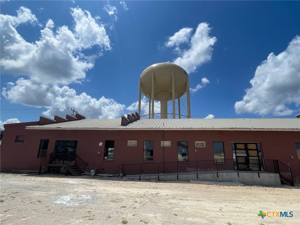 1308 N Bowie Street