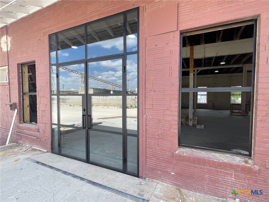 1308 N Bowie Street