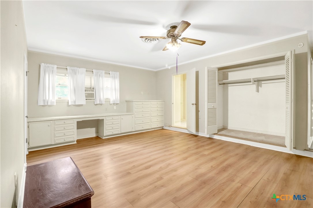 1010 E Humphreys Street