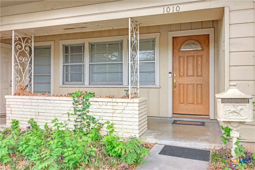 1010 E Humphreys Street