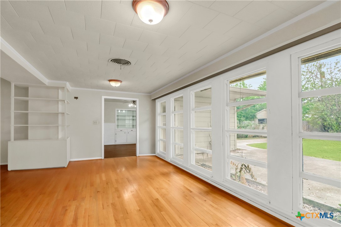 1010 E Humphreys Street