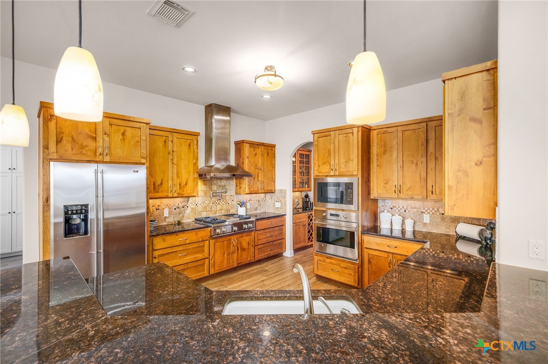 12407 Aquaplex Drive