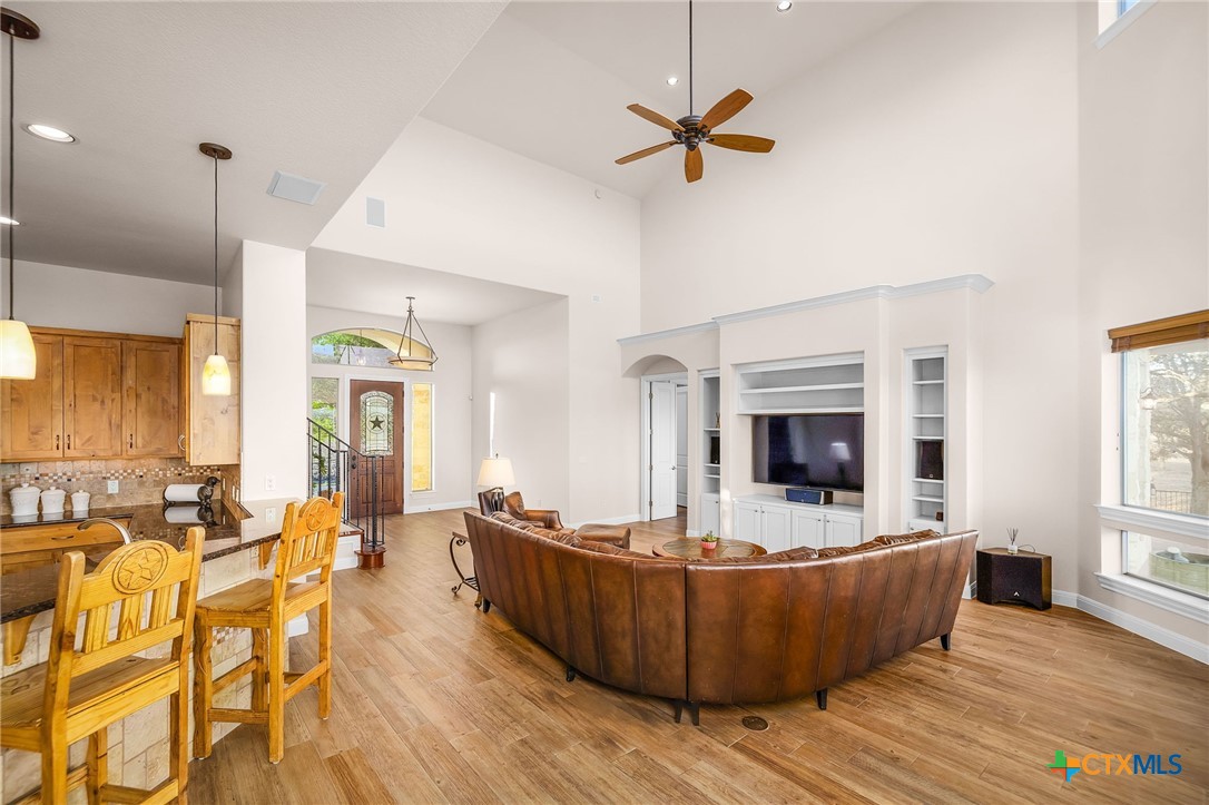 12407 Aquaplex Drive